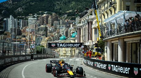 Tras el accidente que sufrió en Mónaco y que lo dejó fuera de la competencia, el tapatío Checo Pérez se mantuvo en 107 puntos. AFP / N. Tucat
