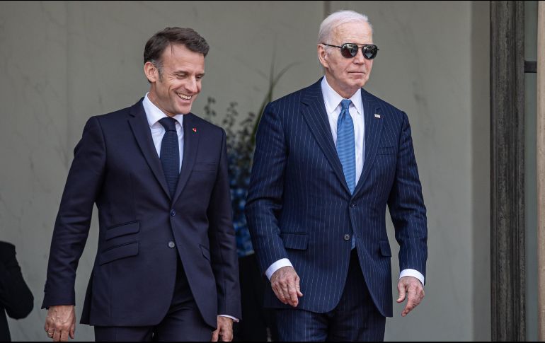 Los presidentes de Francia y Estados Unidos ya comprometieron ayuda militar a su aliado ucraniano. EFE/C. Petit
