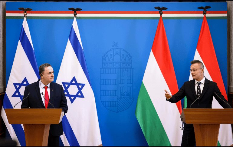 Israel Katz y Peter Szijjarto durante su reunión este 17 de junio en Budapest.EFE/EPA/ Foto de Robert Hegedus