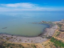 Entre las consecuencias de la crisis que vive el lago de Chapala por las sequías, están el incremento de espacios de tierra y lodo, la reducción de los niveles de agua y la reducción de las actividades turísticas y de pesca. EL INFORMADOR/A. Navarro