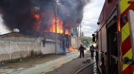 Prisciliano González, comandante de la corporación del municipio, informó que no hubo personas lesionadas por el incendio. ESPECIAL