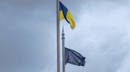 La UE también continuará entrenando a soldados de Ucrania. AP / ARCHIVO
