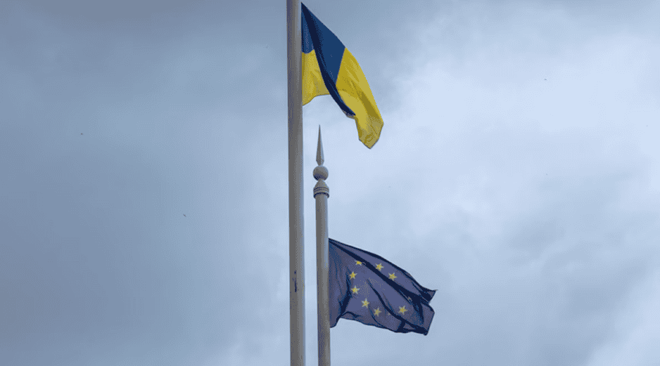 La UE también continuará entrenando a soldados de Ucrania. AP / ARCHIVO